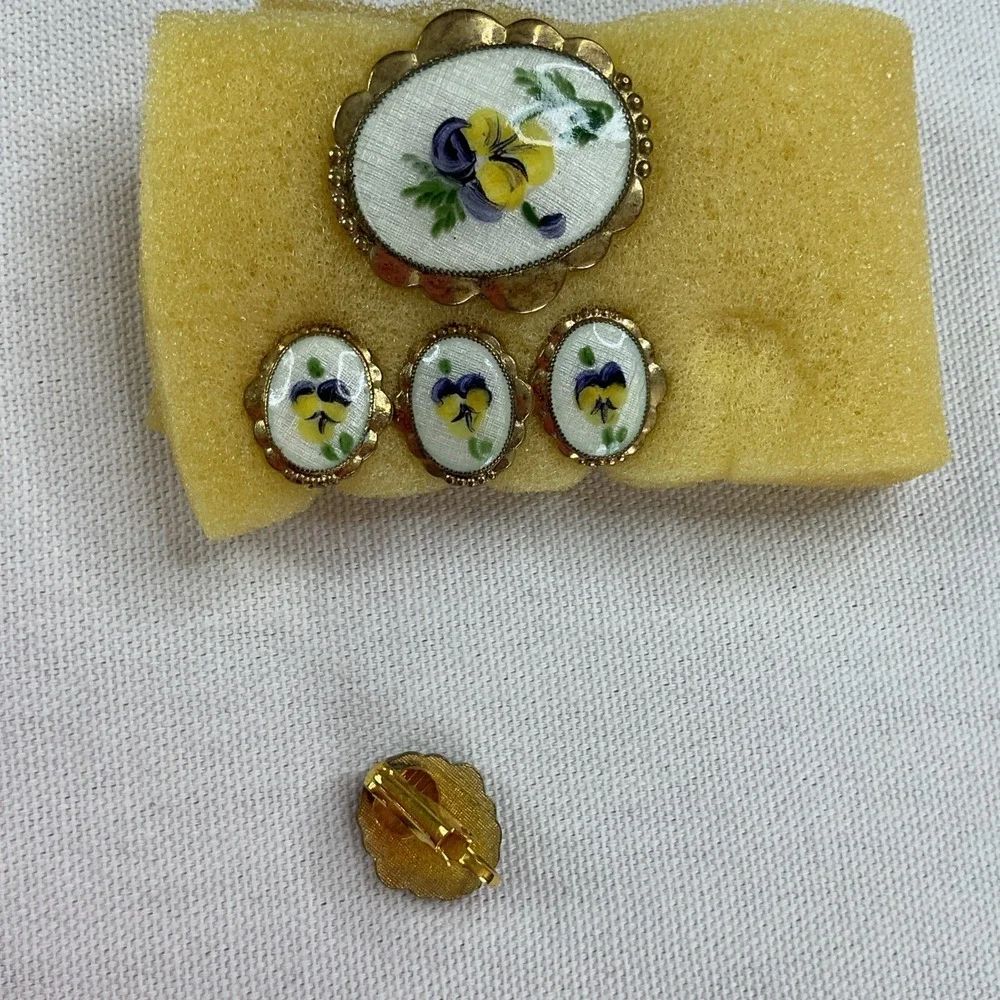 Vintage Colibri Brooch Earrings Pin Oval Cameo Flower Gold Yellow Blue 5pcs